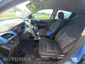 2017 Chevrolet Spark 1LT 1SD – miniatura 6