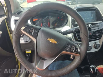 2017 Chevrolet Spark 1LT 1SD - miniatura 10