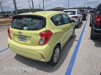 2017 Chevrolet Spark 1LT 1SD - miniatura 4