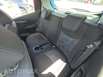 2017 Chevrolet Spark 1LT 1SD – miniatura 13