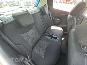 2017 Chevrolet Spark 1LT 1SD – miniatura 16