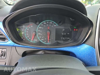 2017 Chevrolet Spark 1LT 1SD – miniatura 9