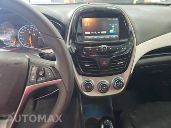 2017 Chevrolet Spark 1LT 1SD - miniatura 11