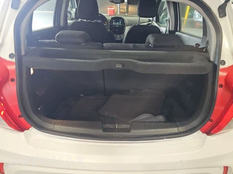 2017 Chevrolet Spark 1LT 1SD - miniatura 16
