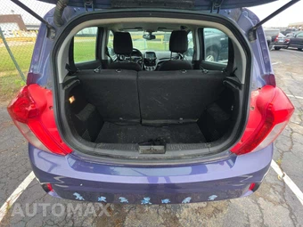 2017 Chevrolet Spark 1LT 1SD – miniatura 11
