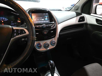 2017 Chevrolet Spark 1LT 1SD – miniatura 10