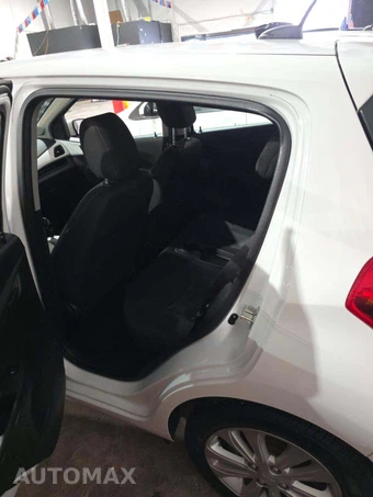 2017 Chevrolet Spark 1LT 1SD – miniatura 13