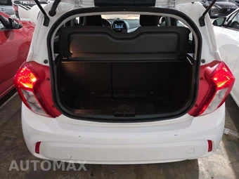 2017 Chevrolet Spark 1LT 1SD – miniatura 14