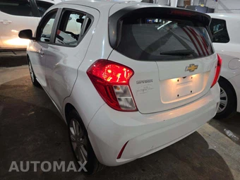 2017 Chevrolet Spark 1LT 1SD – miniatura 2