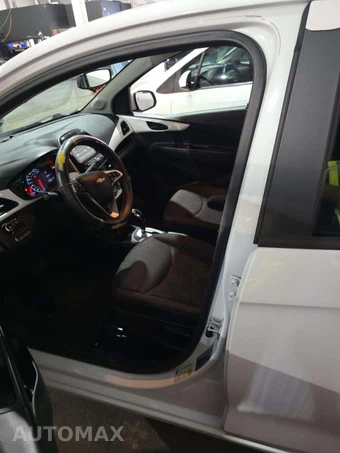 2017 Chevrolet Spark 1LT 1SD – miniatura 6