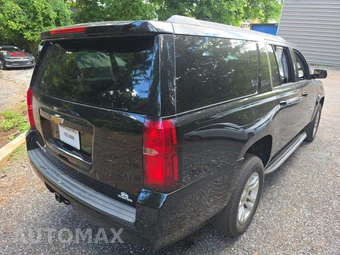2017 Chevrolet Suburban 1500 LS 1LS - miniatura 3