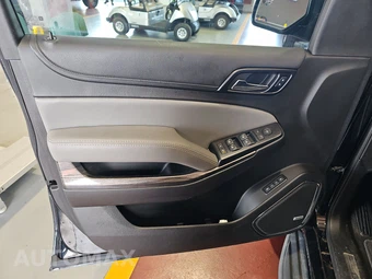 2017 Chevrolet Suburban 1500 LT 1LT - miniatura 9