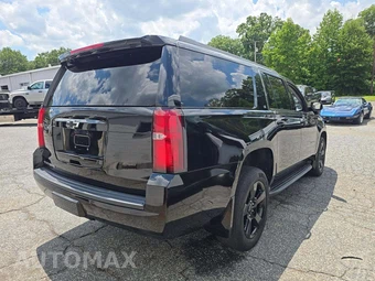 2017 Chevrolet Suburban 1500 LT 1LT - miniatura 3
