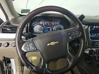 2017 Chevrolet Suburban 1500 LT 1LT - miniatura 10