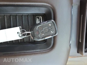 2017 Chevrolet Suburban 1500 Premier 1LZ - miniatura 21