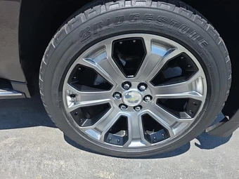 2017 Chevrolet Suburban 1500 Premier 1LZ - miniatura 9