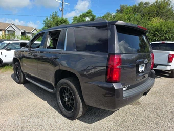 2017 Chevrolet Tahoe LS 1LS – miniatura 2
