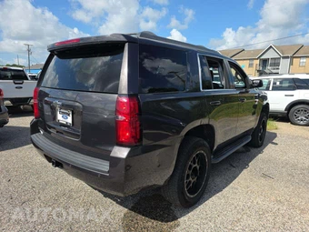 2017 Chevrolet Tahoe LS 1LS – miniatura 3