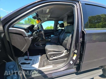 2017 Chevrolet Tahoe LT 1LT - miniatura 3