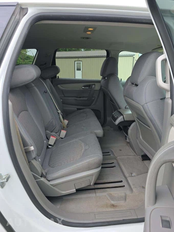 2017 Chevrolet Traverse LS 1LS – miniatura 14