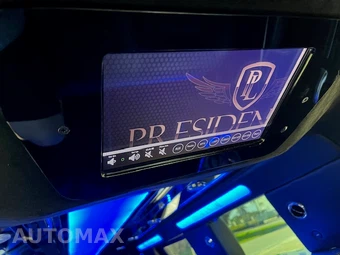 2017 Chrysler 300 Limited - miniatura 9