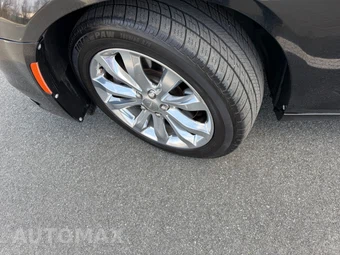 2017 Chrysler 300 Limited - miniatura 27