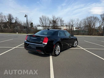 2017 Chrysler 300 Limited - miniatura 36