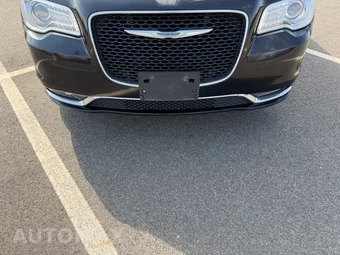 2017 Chrysler 300 Limited - miniatura 41