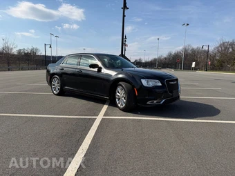 2017 Chrysler 300 Limited - miniatura 5