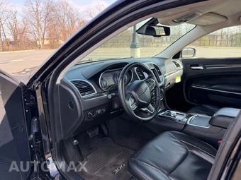 2017 Chrysler 300 Limited - miniatura 61