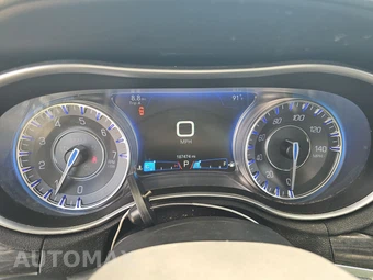 2017 Chrysler 300 Limited – miniatura 12