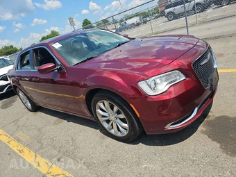 2017 Chrysler 300 Limited – miniatura 3