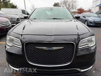 2017 Chrysler 300 Limited - car from the USA, Manheim Buy-Now listing at AUTOMAX