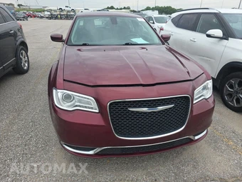 2017 Chrysler 300 Limited – miniatura 2