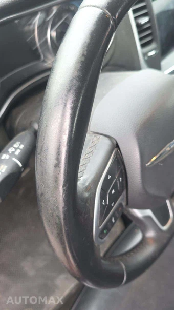 2017 Chrysler 300 Limited – miniatura 31