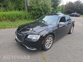 2017 Chrysler 300C Platinum