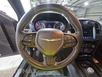 2017 Chrysler 300S – miniatura 10