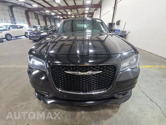 2017 Chrysler 300S – miniatura 2