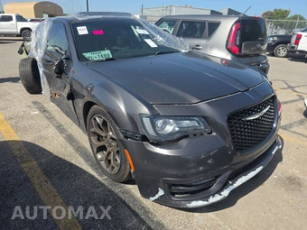 2017 Chrysler 300S – miniatura 3