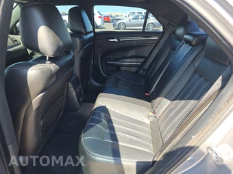 2017 Chrysler 300S – miniatura 13