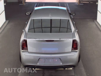 2017 Chrysler 300S – miniatura 5