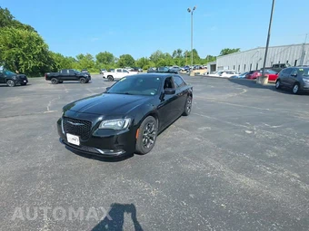 2017 Chrysler 300S