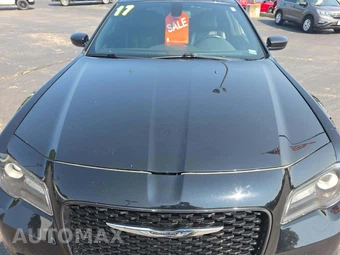 2017 Chrysler 300S – miniatura 18