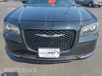 2017 Chrysler 300S – miniatura 19