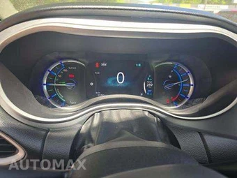 2017 Chrysler Pacifica Hybrid Touring Plus 121.6" WB - miniatura 9