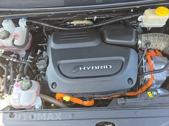 2017 Chrysler Pacifica Hybrid Touring Plus 121.6" WB - miniatura 23