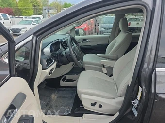 2017 Chrysler Pacifica Hybrid Touring Plus 121.6" WB – miniatura 13