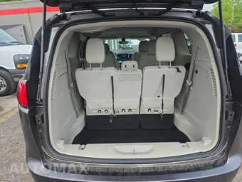 2017 Chrysler Pacifica Hybrid Touring Plus 121.6" WB – miniatura 20