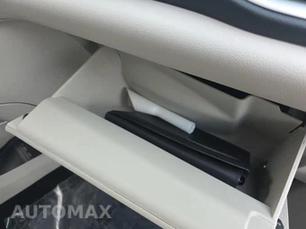 2017 Chrysler Pacifica Hybrid Touring Plus 121.6" WB – miniatura 24