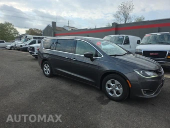 2017 Chrysler Pacifica Hybrid Touring Plus 121.6" WB – miniatura 3